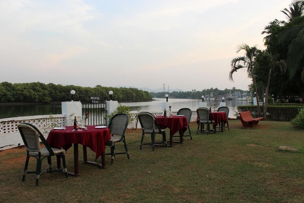 The Byke Old Anchor Beach Resort & Spa Cavelossim Luaran gambar